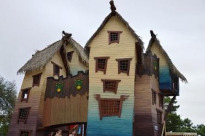 maison-etrange