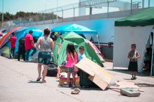 migrants-e1684161305819